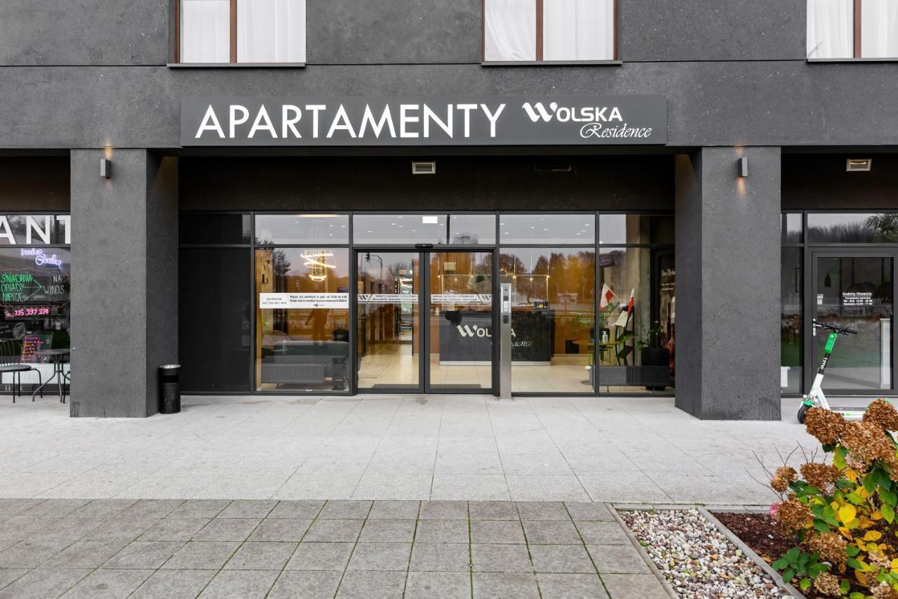 Wolska Residence Apartments With Parking By Noclegi Renters Варшава Экстерьер фото